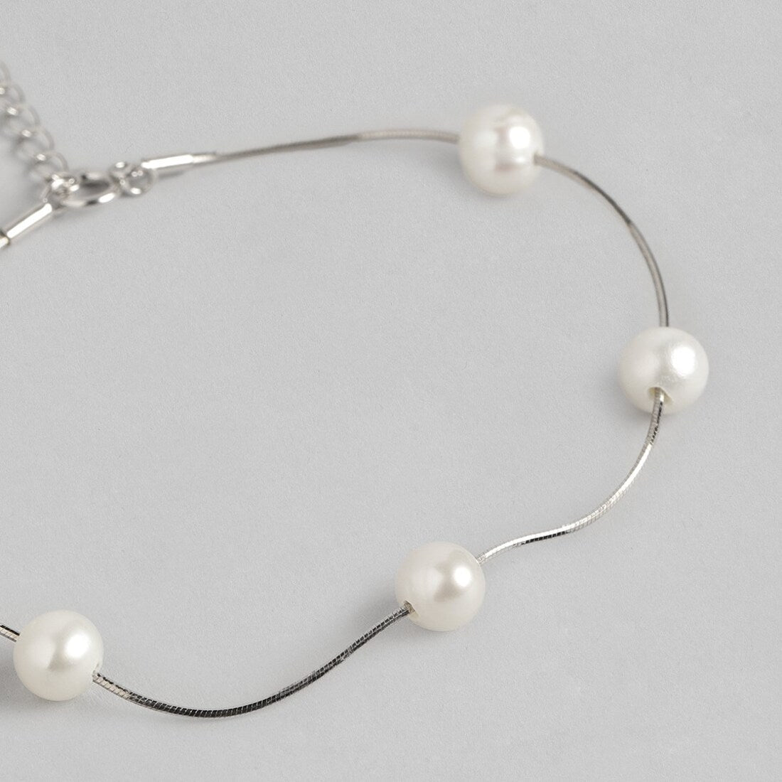 Divine Pearl 925 Silver Bracelet